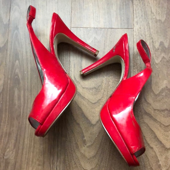 Red patent leather high heels size 8 - Picture 2 of 11